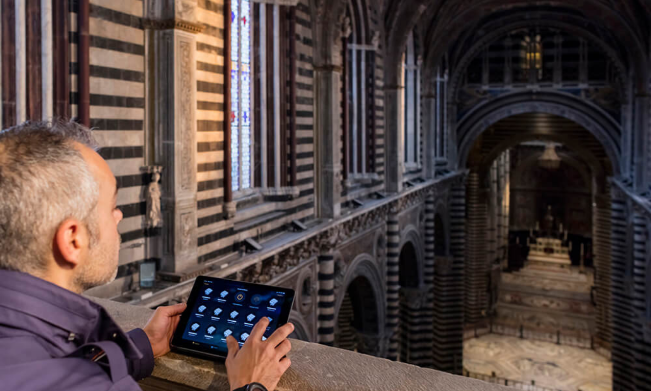 Cathedral of Siena – Wirelessly control LED light with ERCO